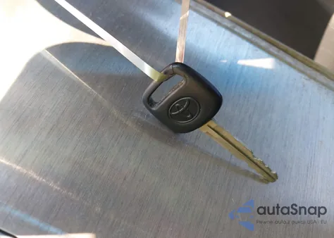 2004 Toyota Matrix Xr z USA, uszkodzony, nr VIN 2T1KR32E94C194337